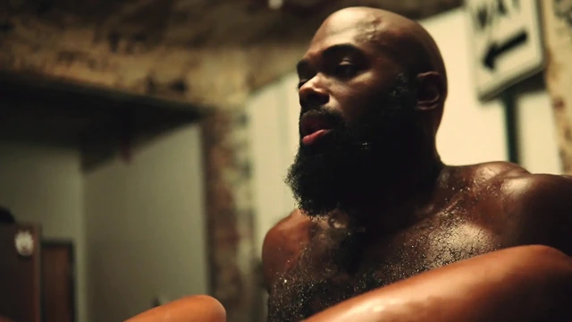 Nuru masajı ve sikiş