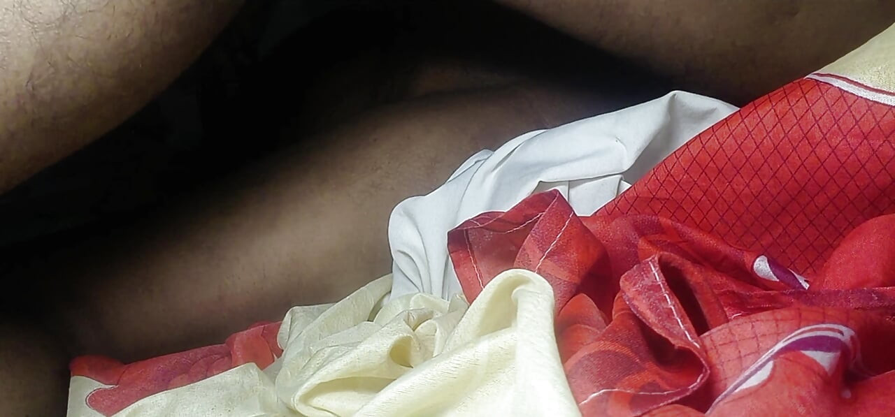 Desi Hint ateşli porno am sikme zemin kat