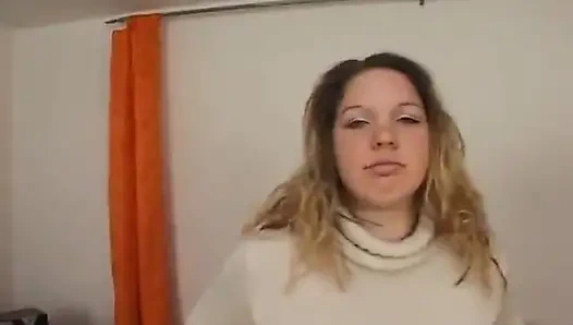 Amatör sarışın ilk oyuncu seçmelerinde mastürbasyon yapıyor