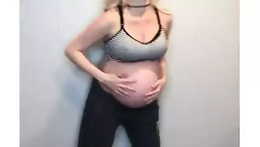 Büyük baştankara sarışın preggo gösterileri kapalı