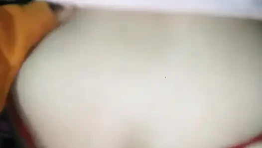 Kışın zengin afallarken sikişiyorum, öksürüğüm dinlenirken