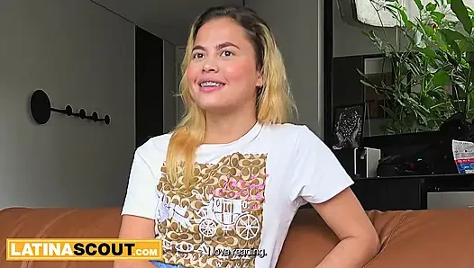 Bu büyük memeli latin üniversiteli kızın şansı verilirken erkek arkadaşı yerine la'yı seçeceğini biliyordum