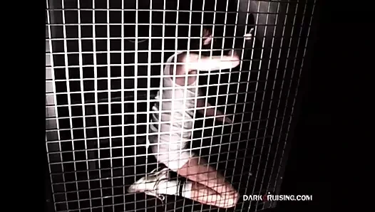 Darkcruising.com - kafeste eşcinsel