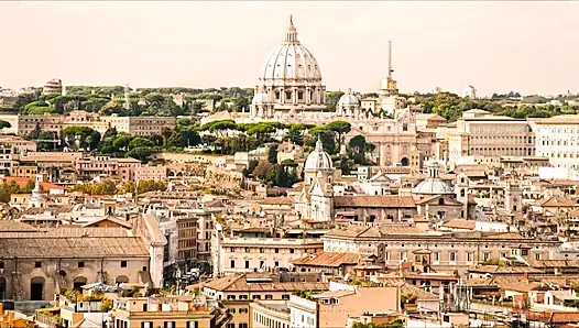 İtalyan bir kızın mutfak ve anal sapıklıkları