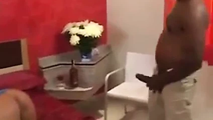 Paulo guina sert sikişiyor