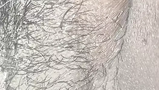 Fışkırtmamı yutuyor ve amımı yiyor ve beni iki kez boşaltıyor