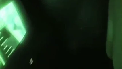 Bir video kabininde hottie