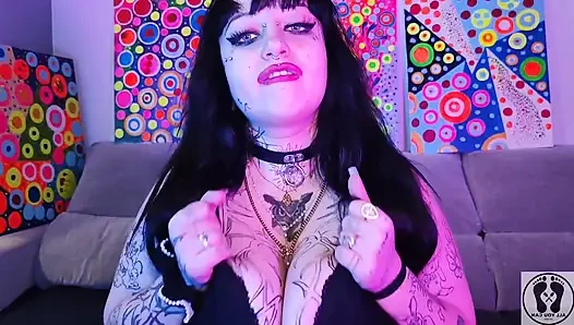 Burun fetişi deedeelove gotik güzellik kızı