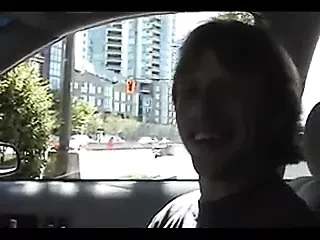 soluk kızıl inek aldı yukarı ve fucked içinde araba
