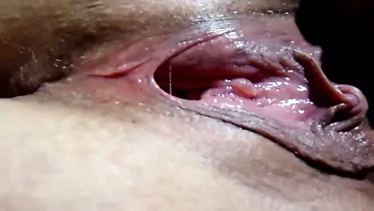 Yakın çekim amcık boşalıyor