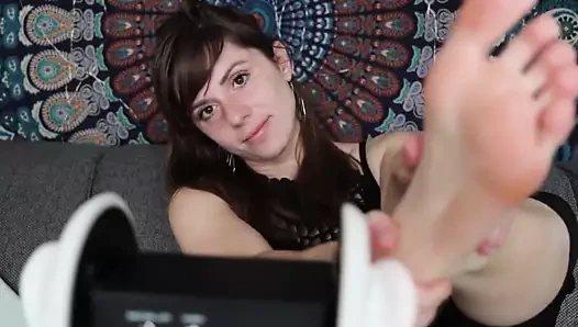 Ayaklarla Asmr yoğun fısıltı kulak masajı, tatlı günaha