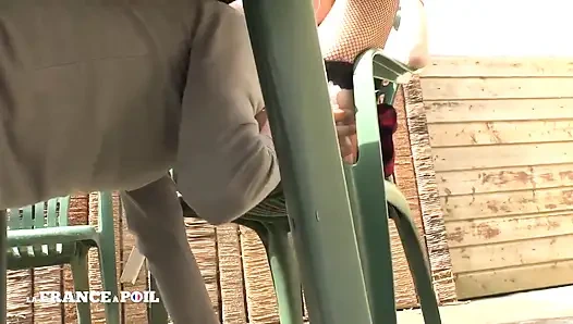 File çoraplı minik memeli sıska Fransız Arap sürtük bahçede iyi bir dillemeden sonra sikiliyor ve dölleniyor