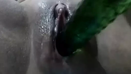 Dulceivanka Mastürbasyon hoşlanır