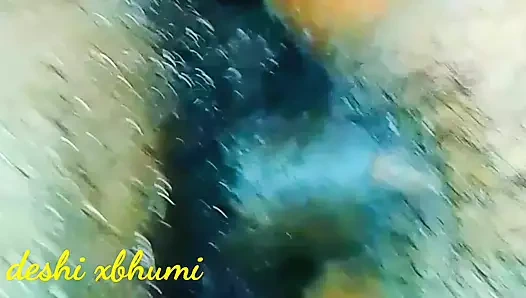 Desi xbhumi bhabhi ne li apne chut me dalwaya brinjal