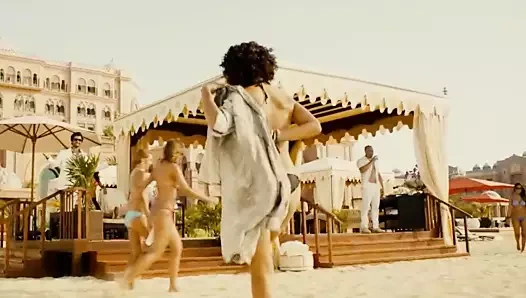 Nathalie emmanuel seksi bikinili