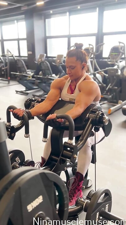 Spor salonundan çıkarsam, onun yerine yüzüne çömelme yaparım