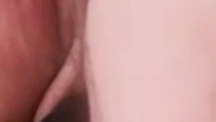 fette schlampe tanja macht es sich mit vibrator und kommt