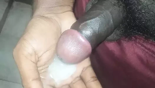 Tamil boy bathroom la Kai adikira Video very hard cock play with master_bation