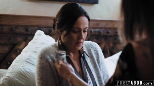 Saf tabu, kyler quinn üvey anne ve üvey babasıyla yakalandı