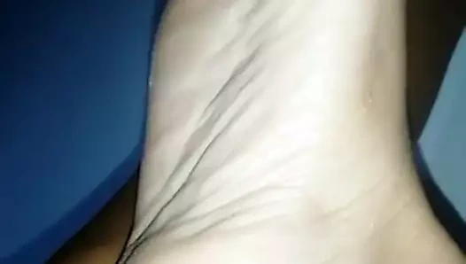 Amigo chupa meus pes e eu amo