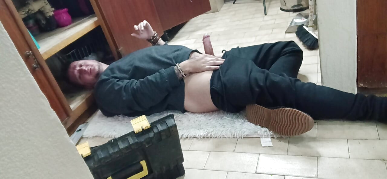 Karısı ve işi nasıl