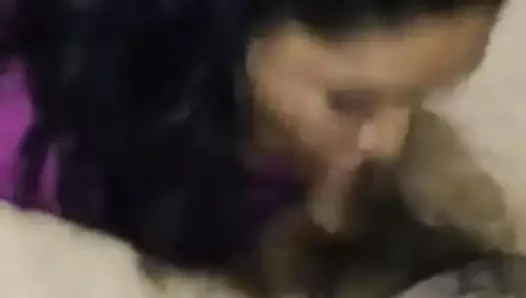 Hintli - oral seks - sürekli onu emiyor