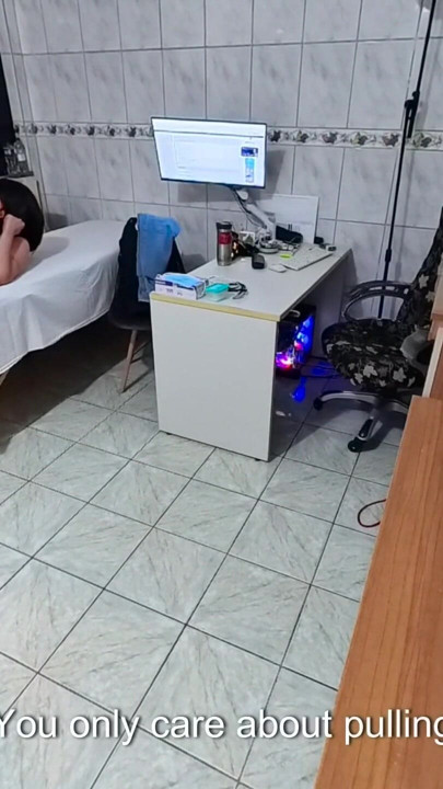 Aslında doktor o kadar iyi değildi. | Klip 1