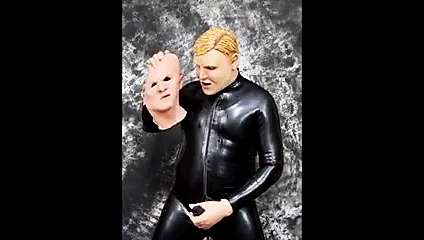 kauçuk adam kılık mastürbasyon