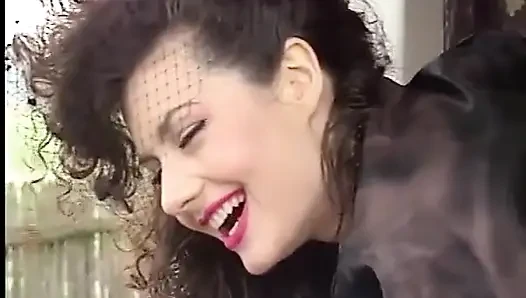 Jessica Rizzo в бизнесе и анальные грехи, сцена 01