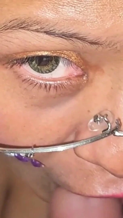 Gerçek bir döl meleği her zaman gülümsüyor 2 | Klip 1