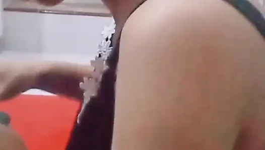 Erkek arkadaşımı görmeye hazırlanıyorum