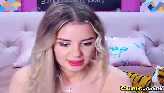 Sıcak minyon sikikleri ona kremsi ıslak sıkı am