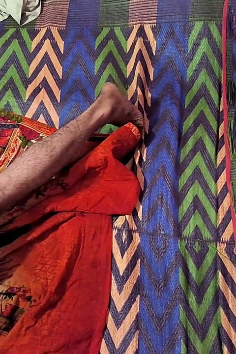Gerçek gotik alt çift sikişiyor