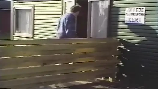 Clip Eleven sürtüklerle sert tutku aşırı hız yapıyor