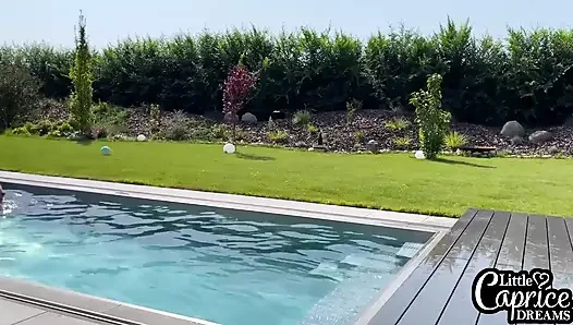 Azgın komşumu siktim