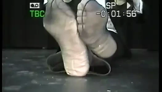 Puttanone dai piedi di cuoio