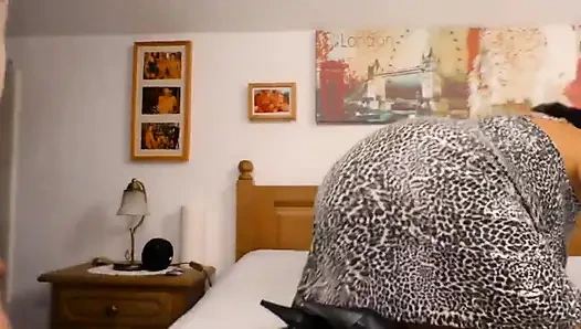 Saatler nine - tam film