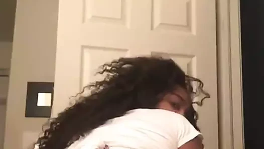 Ben lanet onun seksi sulu kek twerking