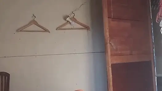 Olgun kadın şişiyor