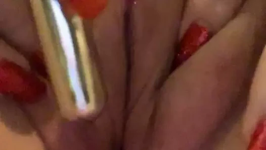 Zoey Mastürbasyon ile iki mermi vibes