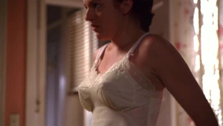 Elizabeth moss - "deli adamlar" s2e06