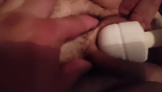 Kedi orgazm büyük yapay penis