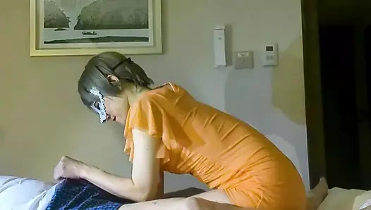 Zina çifti earwig yutuyor