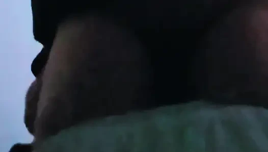 Pinay minyon umumi banyoda sikiliyor hala inliyor ve edepsizce konuşuyor