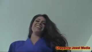 Dev kadın karate ayakları