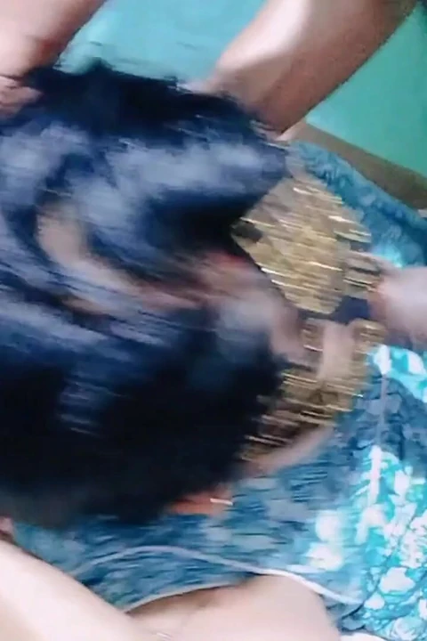 Тетушка дези трахается в миссионерской позе и раком с другом мужа