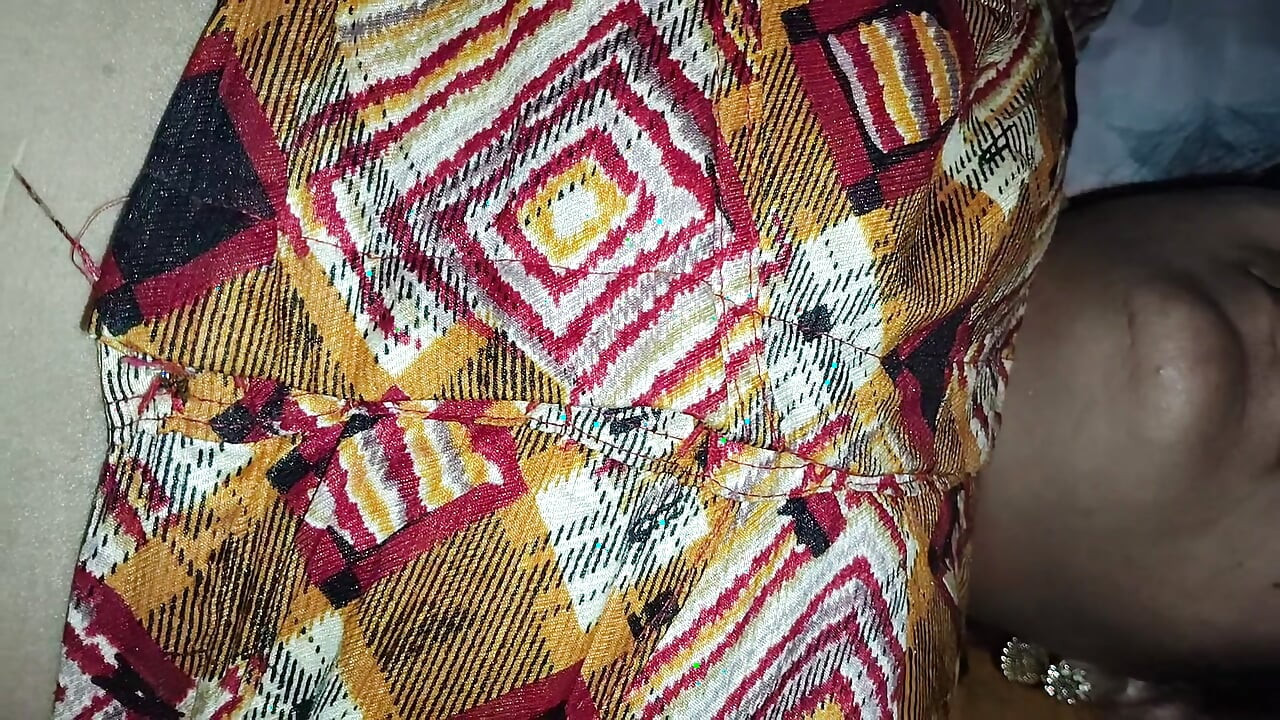 Holi ka Raat Ana Şıktı Ki Chudaii