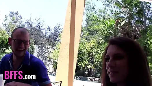 Bffs - şanslı inek ders çalışma grubunda üç ateşli bayana ders veriyor ve onu amcıklarıyla ödüllendiriyor