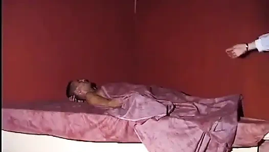 Jessica Rizzo içeri ve şimdi seks tatil sahnesi 02