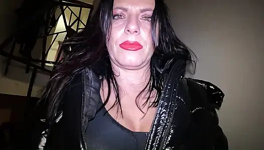 Büyük memeler, am frikik ve gırtlağına kadar alma 31 talimatı - sürtük sakso, yüz sikişi ve döl oyunu